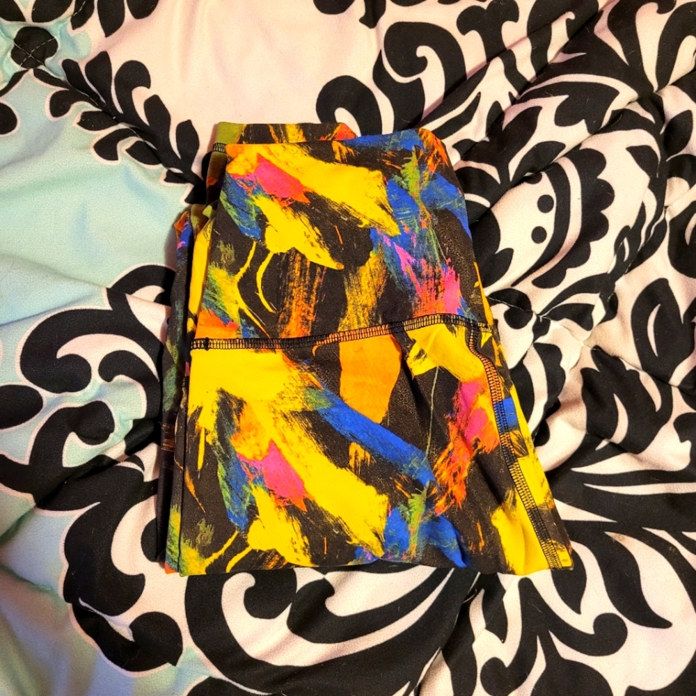 Lululemon Multi Color Wunder Under Leggings Size 6